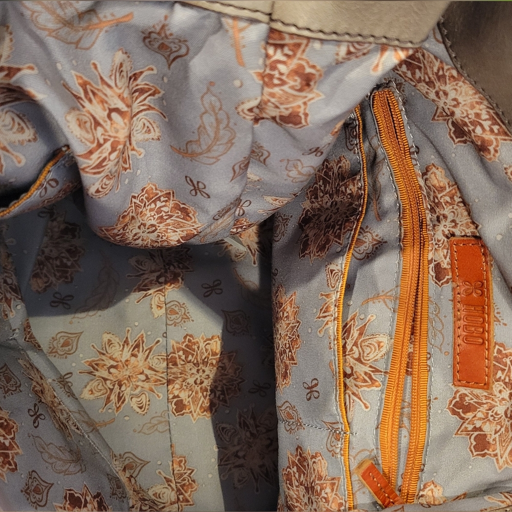 Hobo Brand Port Bag In Ash - Picture 6 of 7